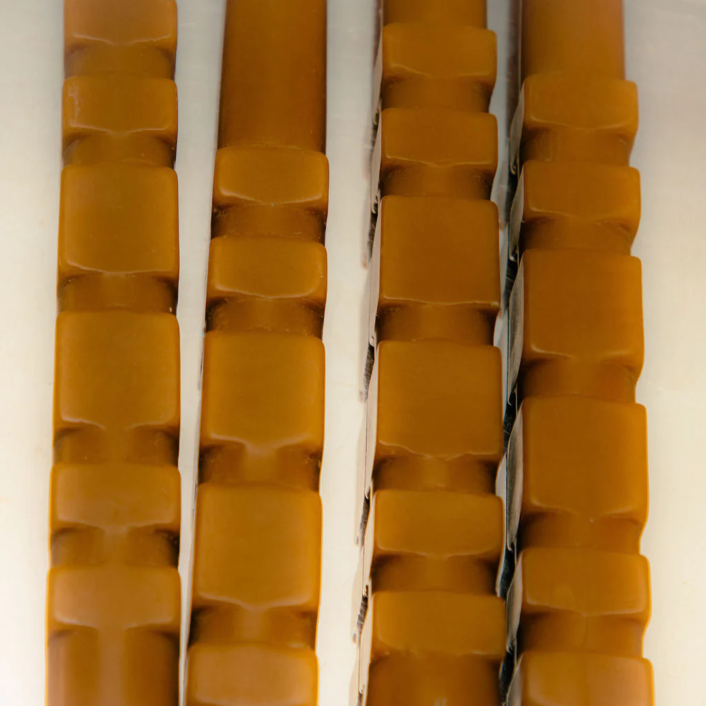 CadaquƩs Chandelles - Image 3